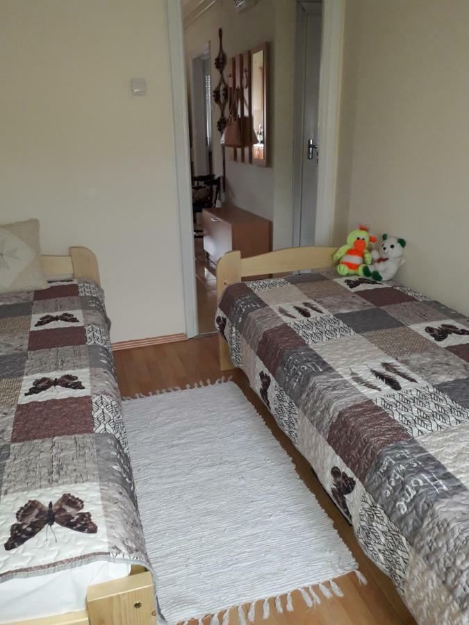 Annika Apartman Eger Zewnętrze zdjęcie